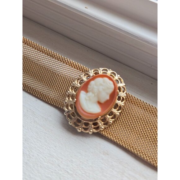 Vintage Coro Cameo Mesh Choker Necklace Gold Tone Victorian Revival Statement